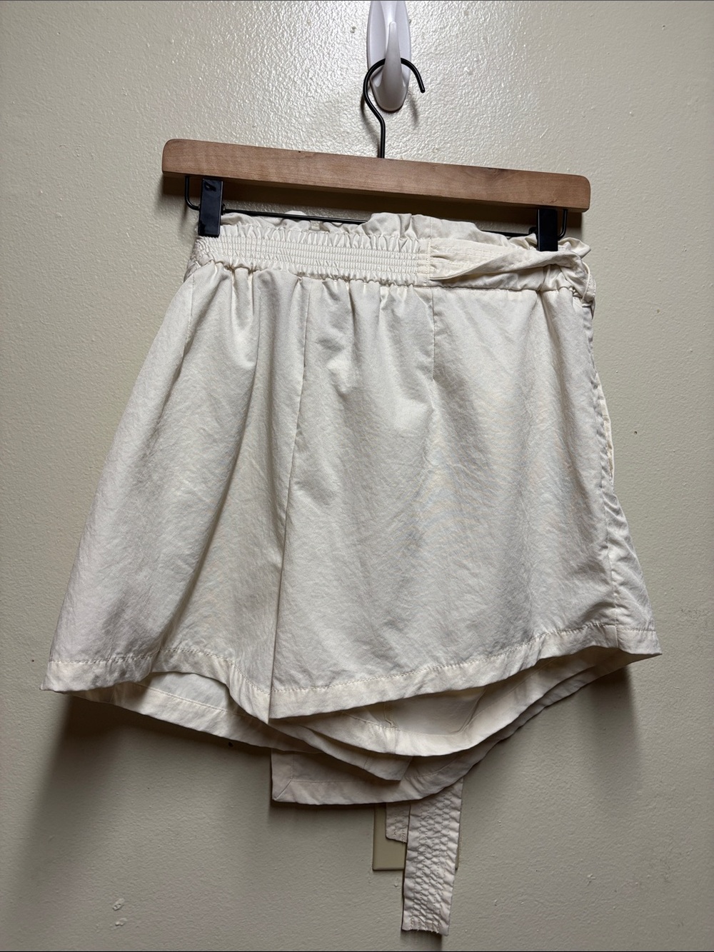 CALIA by Carrie Underwood white trapanto skort belted high waist m - Picture 5 of 5